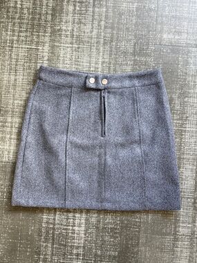 SHEIN Gray Textured Mini Skirt with Front Zip
